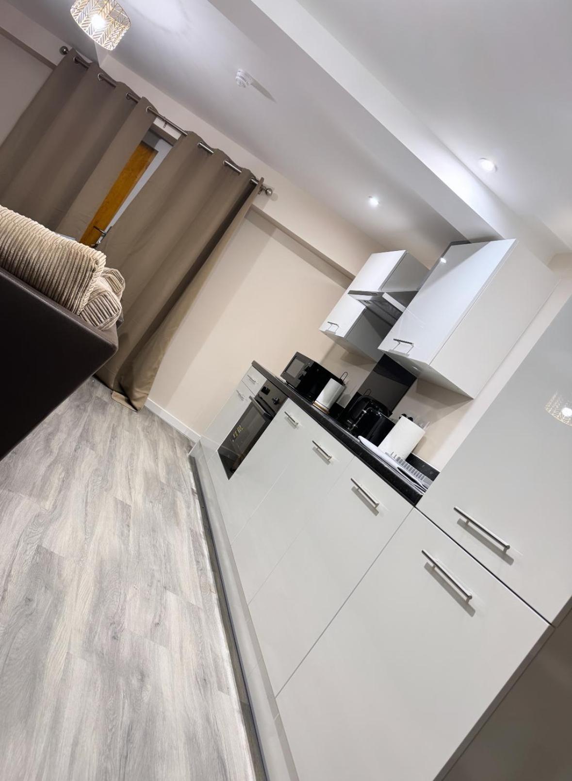 Luxury 2 Bedroom Apartment In Manchester City Centre - Free Parking Bagian luar foto
