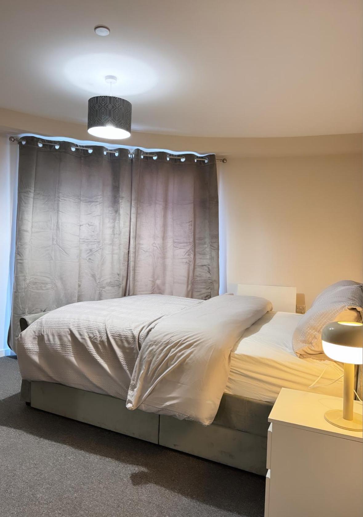 Luxury 2 Bedroom Apartment In Manchester City Centre - Free Parking Bagian luar foto