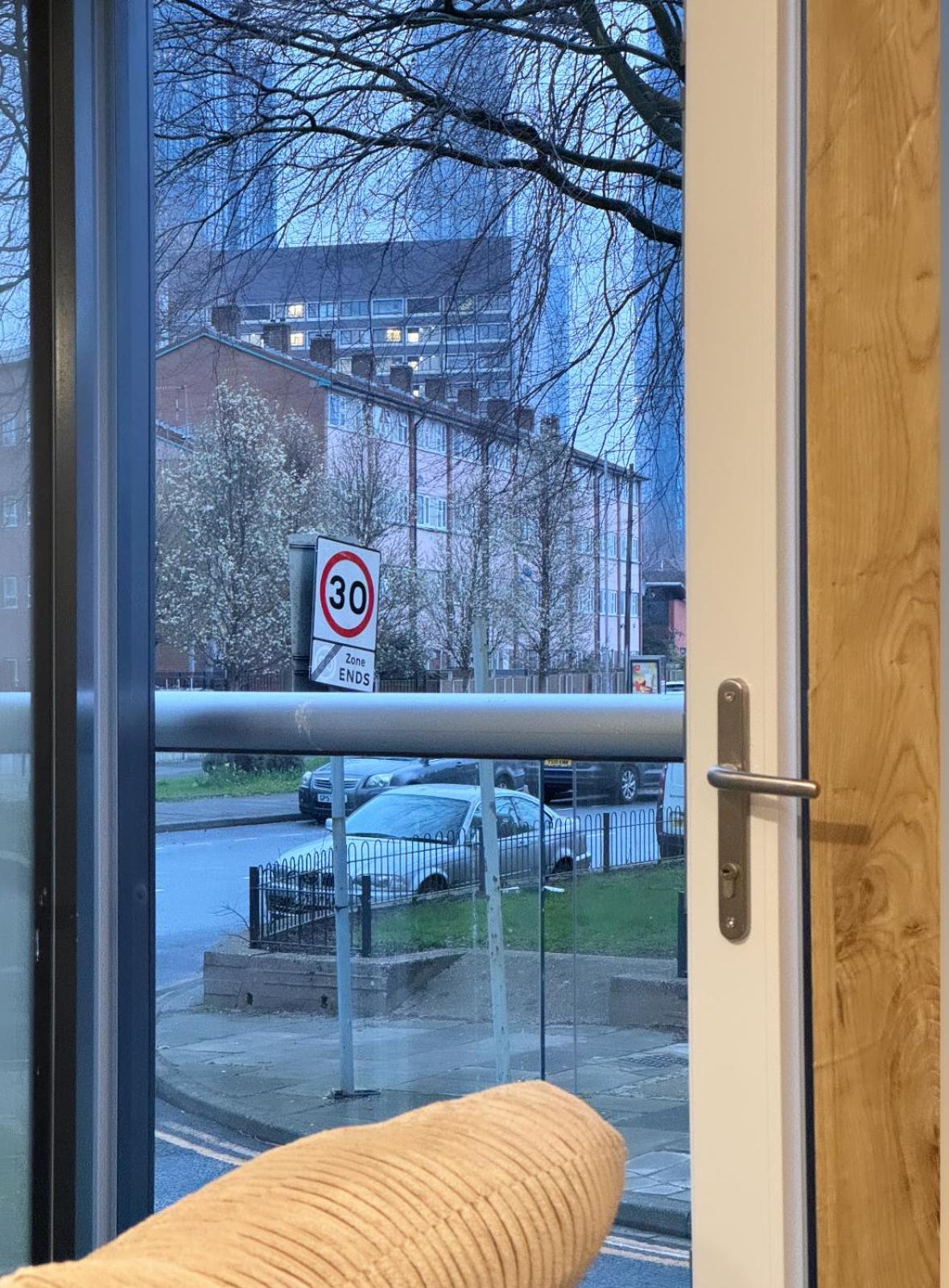 Luxury 2 Bedroom Apartment In Manchester City Centre - Free Parking Bagian luar foto